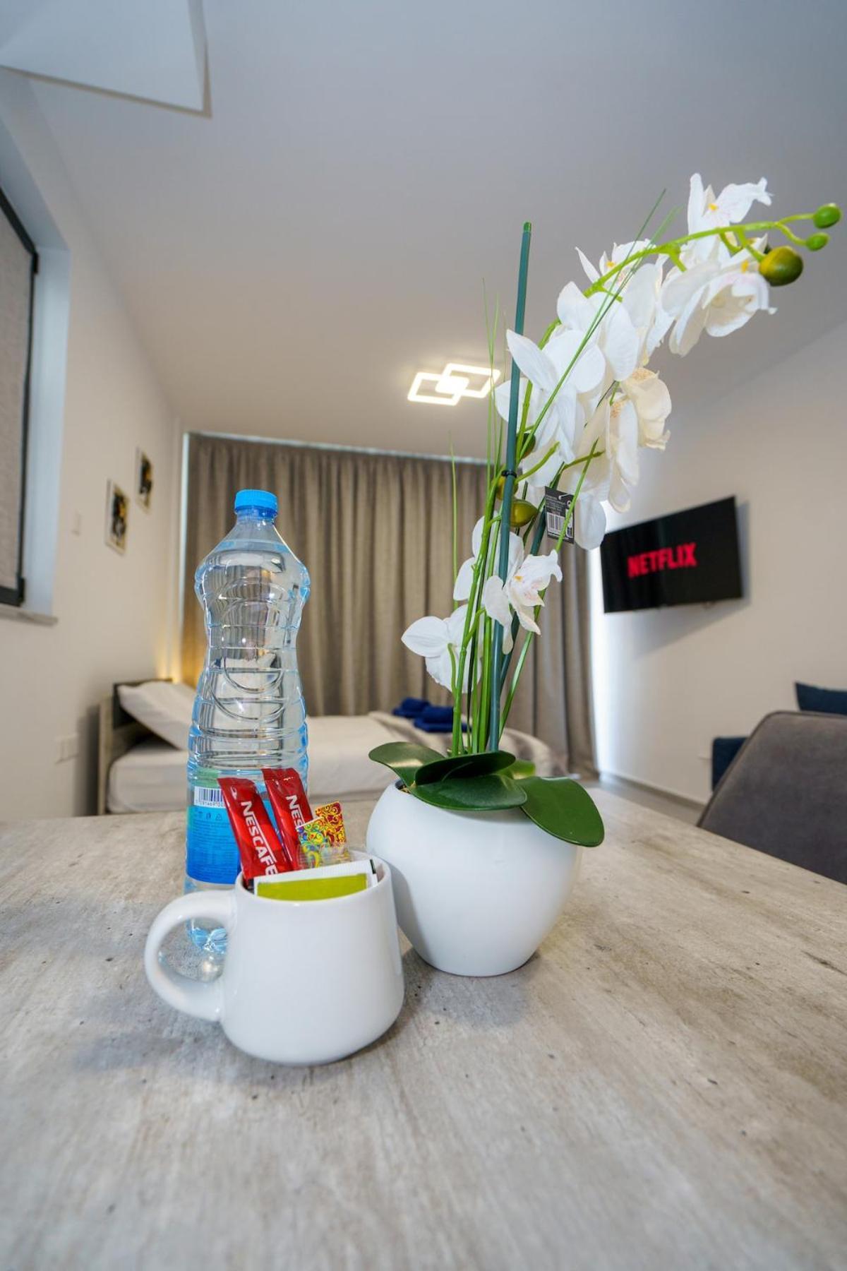 Hubstay - 49 In Mackenzy *